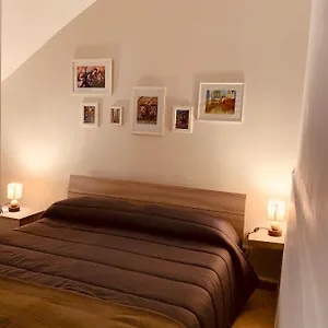 Casa Etna Appartamento Aeroporto di Catania Fontana Rossa